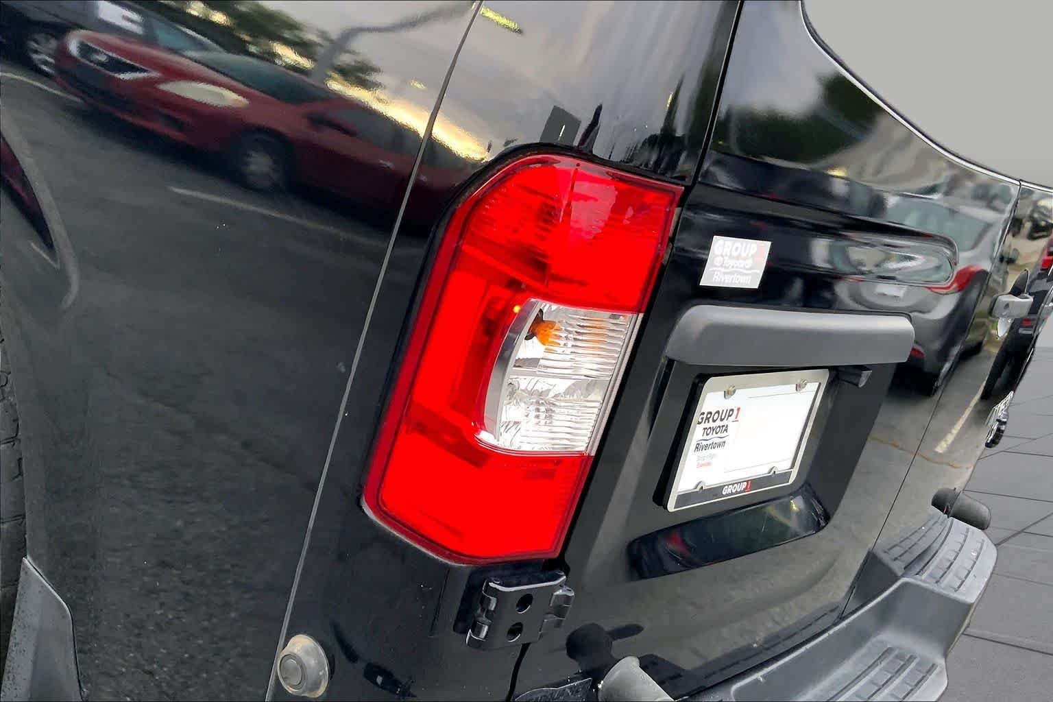 Used 2021 Super Black Nissan NV3500 HD SL image 24