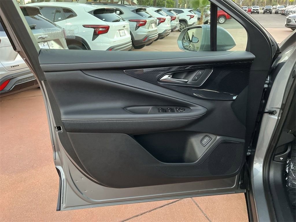 2026 Chevrolet Blazer EV LT - Photo 21