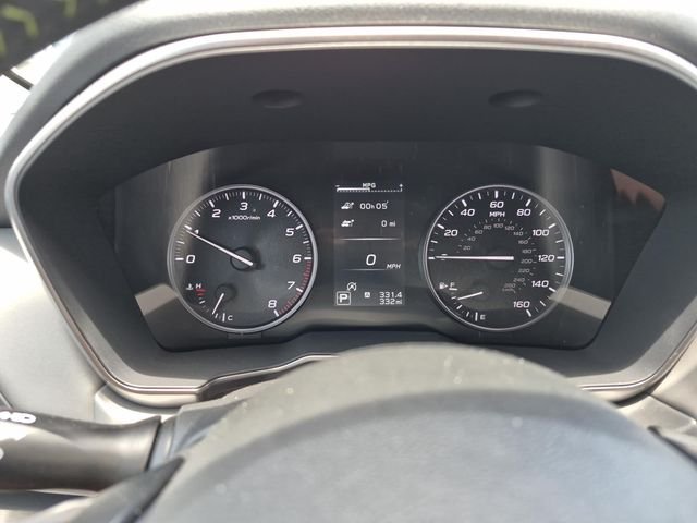 Used 2025 White Subaru Onyx Edition image 35