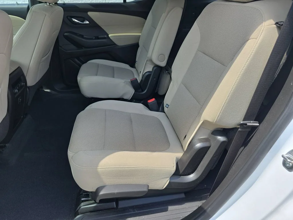 2022 Chevrolet Traverse 1LT - Photo 26