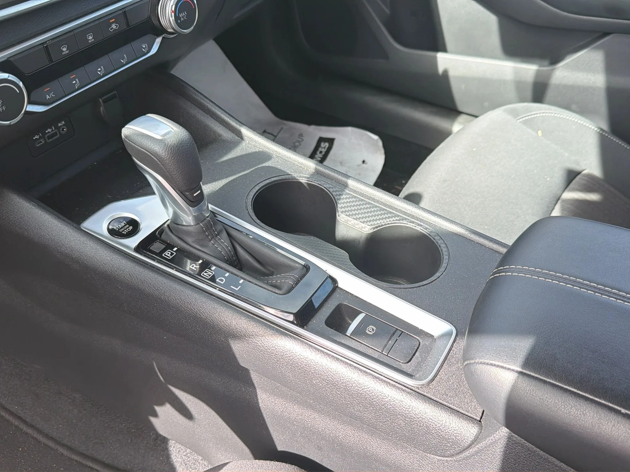 Used 2025 Brilliant Silver Metallic Nissan SV image 21