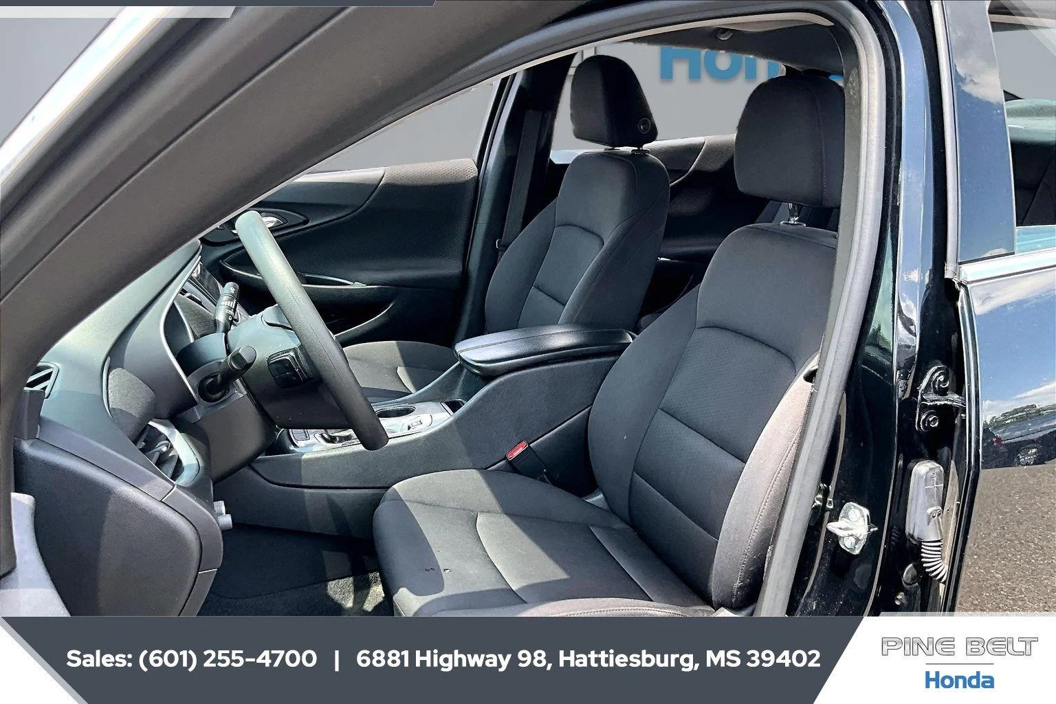 Used 2024 Mosaic Black Metallic Chevrolet LT image 18