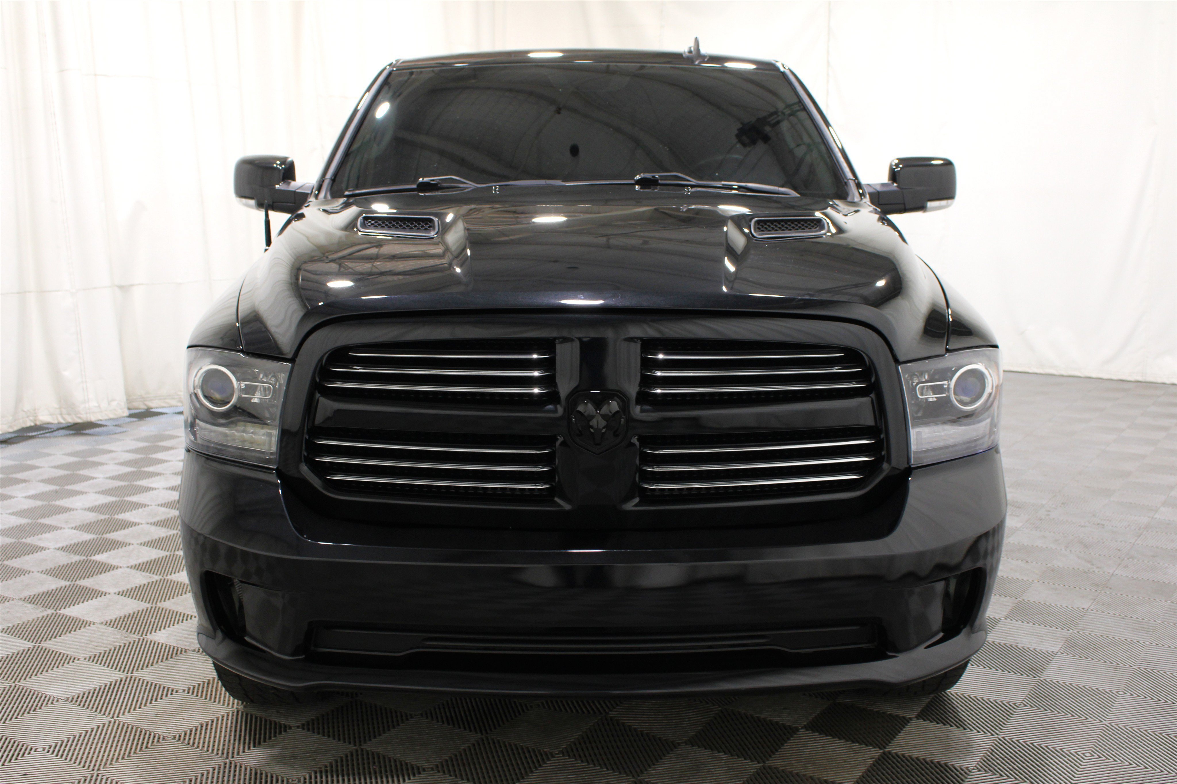 Used 2017 Brilliant Black Crystal Pearlcoat Ram Sport image 29