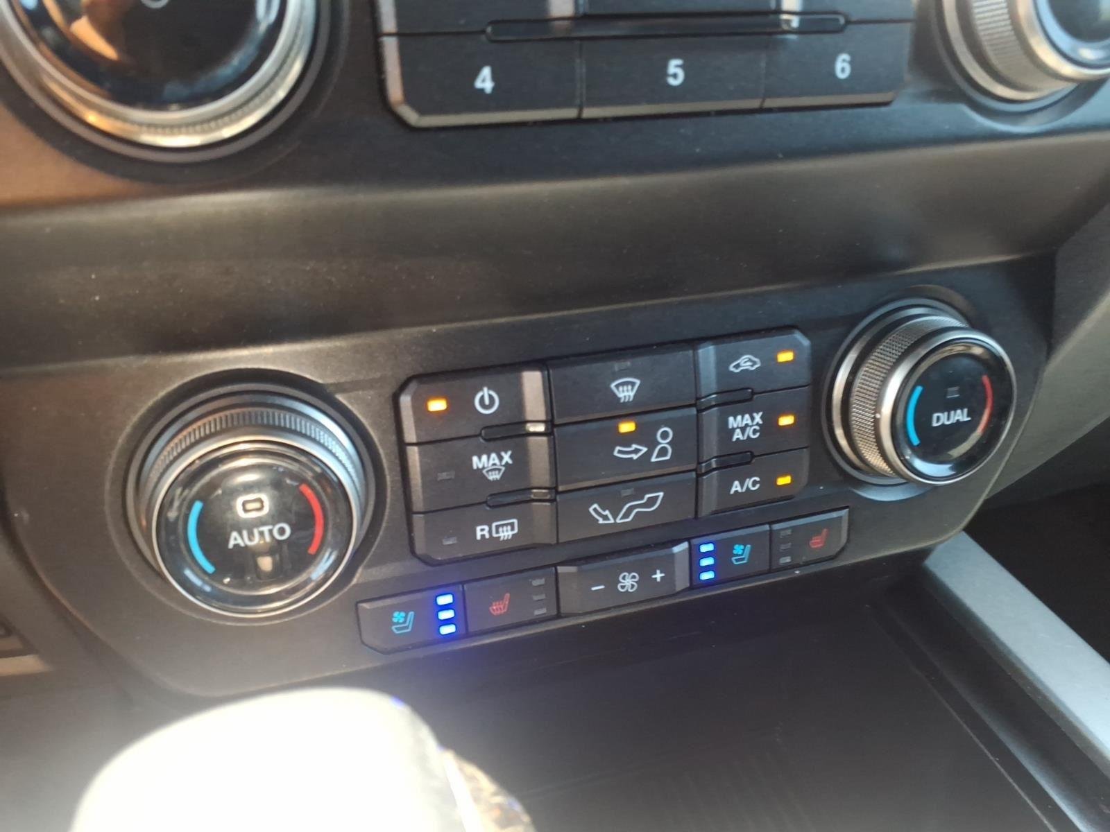 Used 2019 Agate Black Metallic Ford Raptor image 25