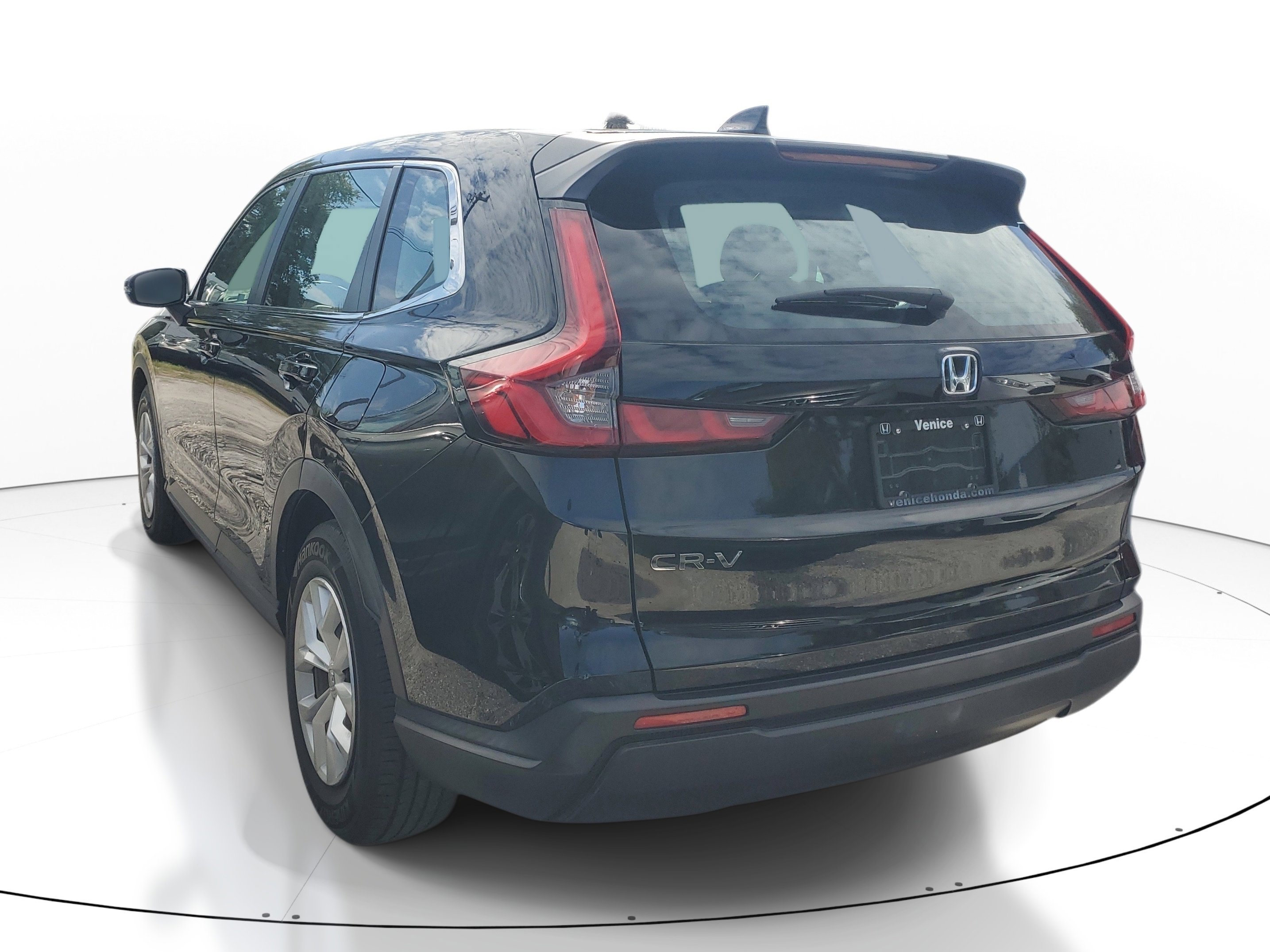Used 2023 Black Honda LX image 6