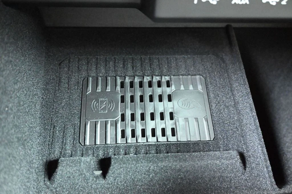 New 2026 High Gloss Black Exterior Paint Jeep Limited Altitude image 21