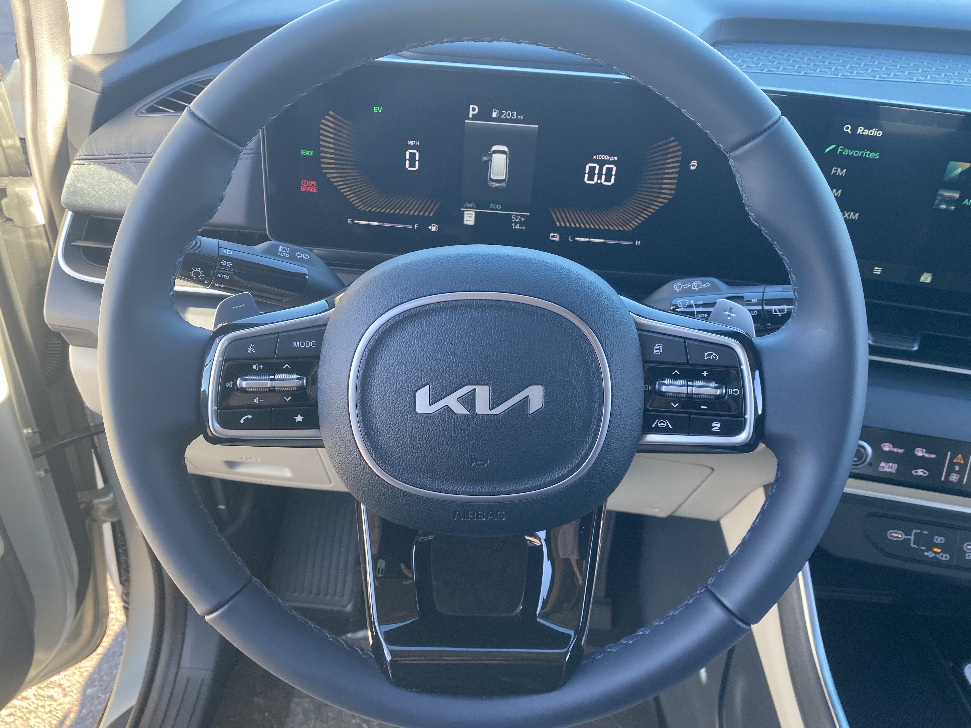 New 2026 Ivory Silver Kia EX image 21