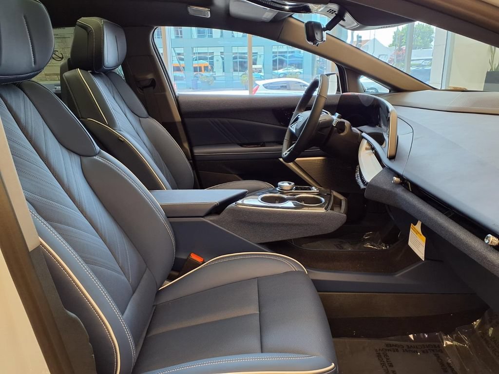 2027 Cadillac OPTIQ Premium Sport - Photo 5