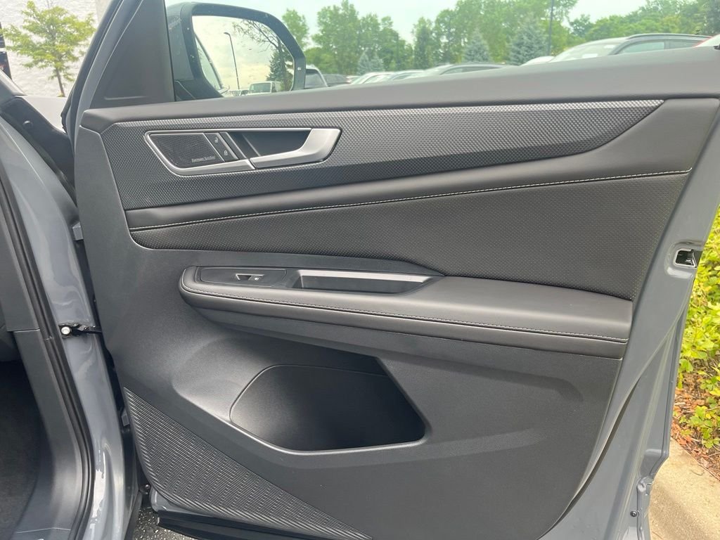 New 2026 Gray Volkswagen 2.0T SEL Premium R-Line image 11