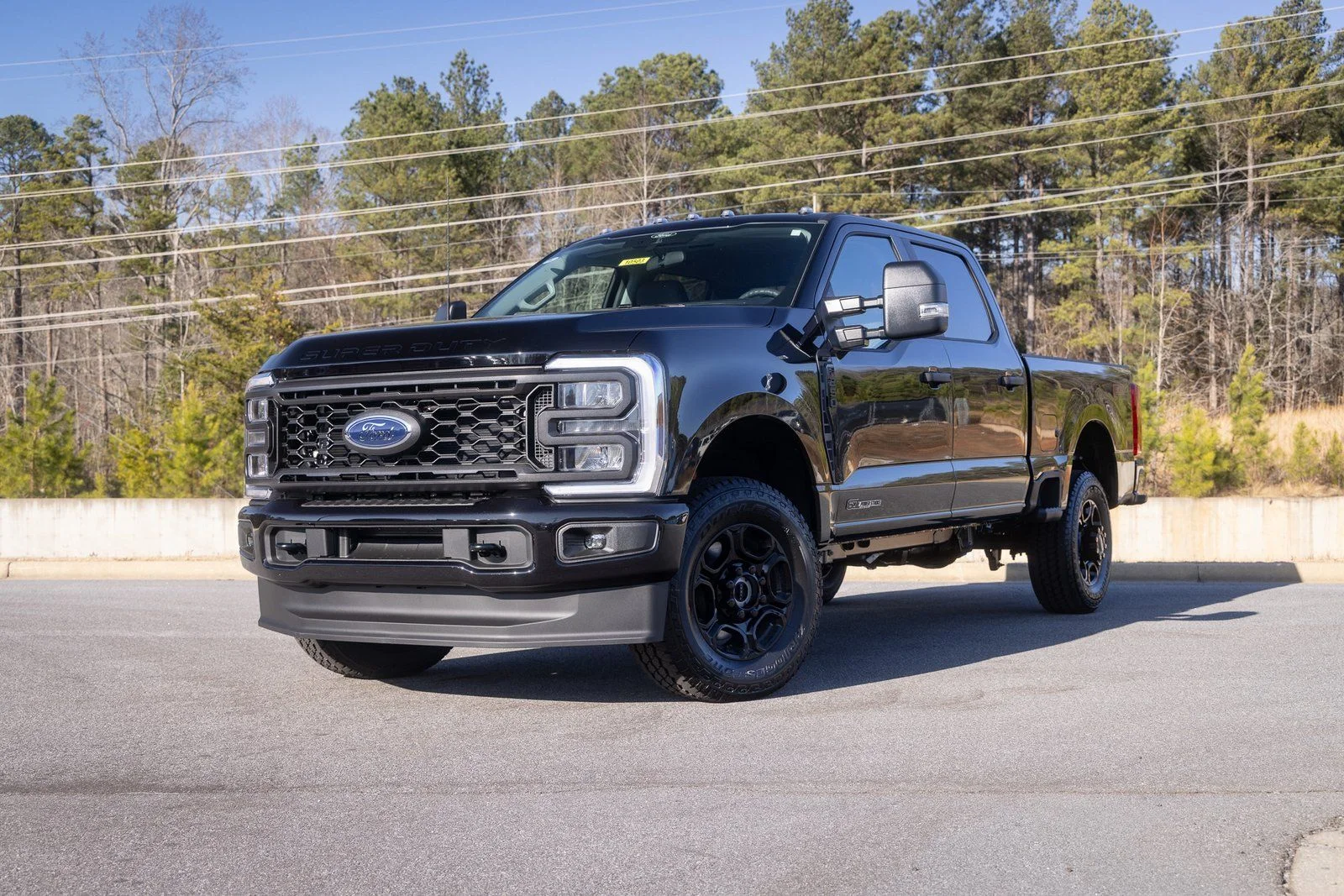 2026 Ford F-250 XL 4x4 Crew Cab 6-3/4' Box's photo