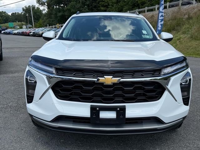 Used 2024 White Chevrolet LT image 14