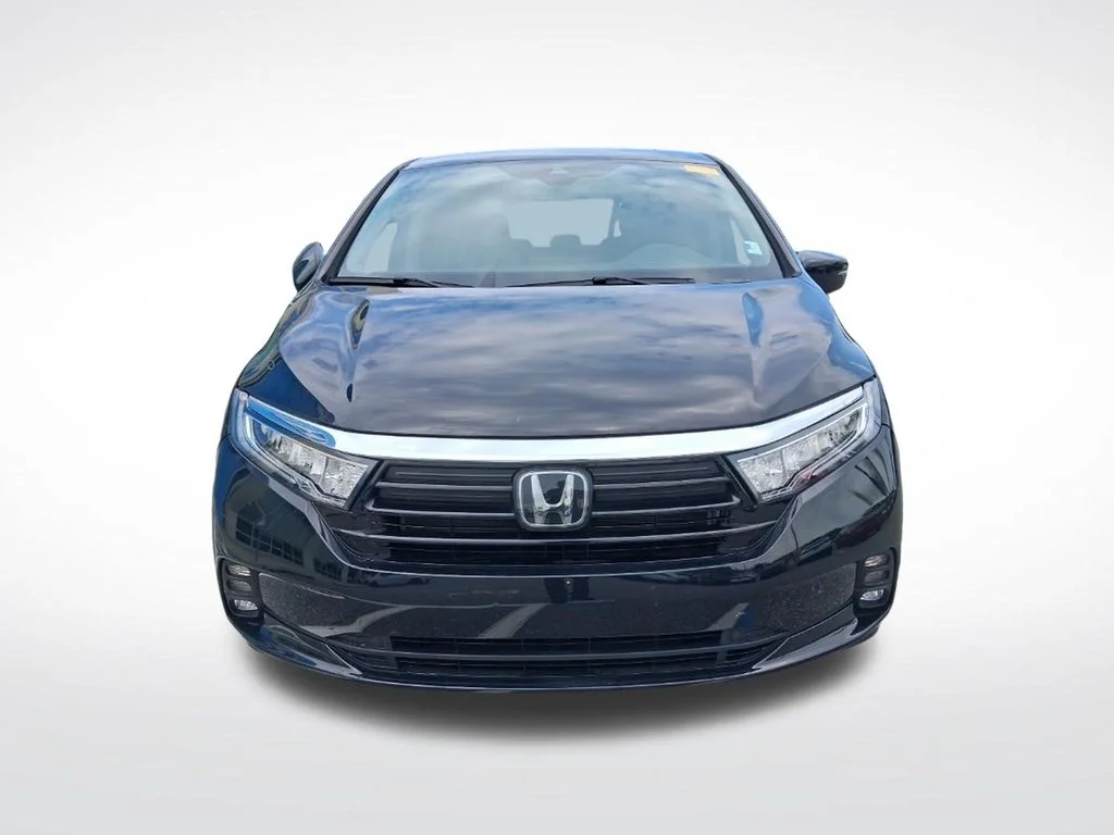 Used 2024  Honda EX-L image 2