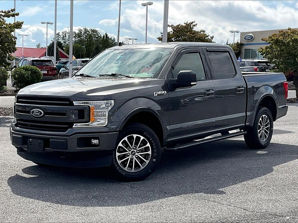 Certified Used 2019 Magnetic Metallic Ford XLT image 2