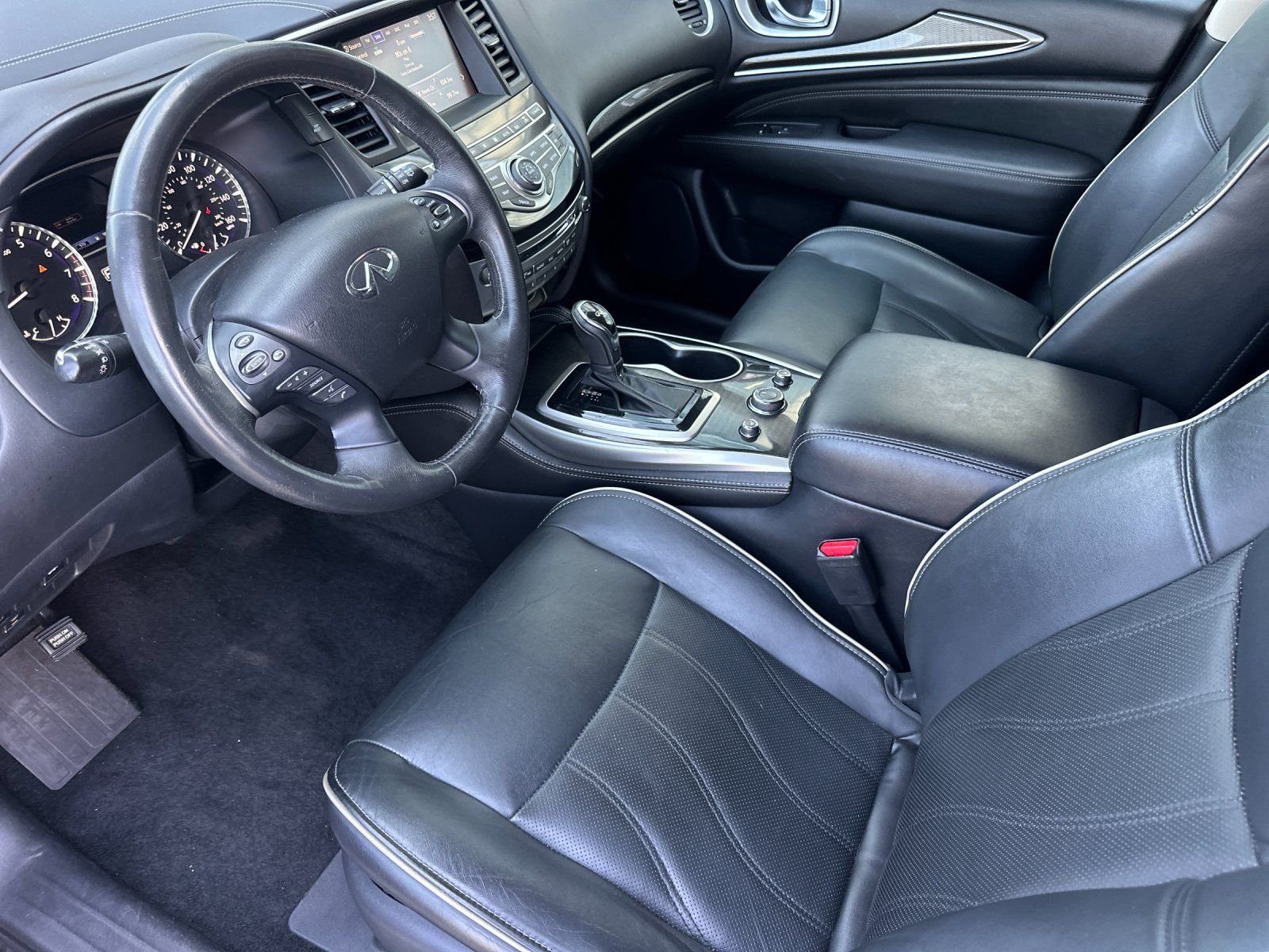 Used 2019 Mocha Almond INFINITI LUXE image 8