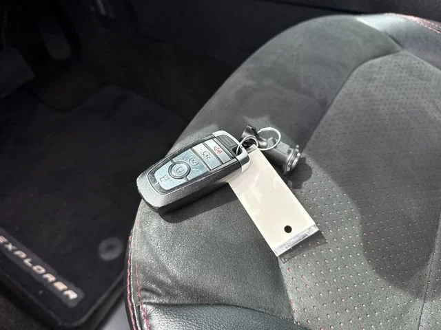 Used 2018 Blue Metallic Ford XLT image 30