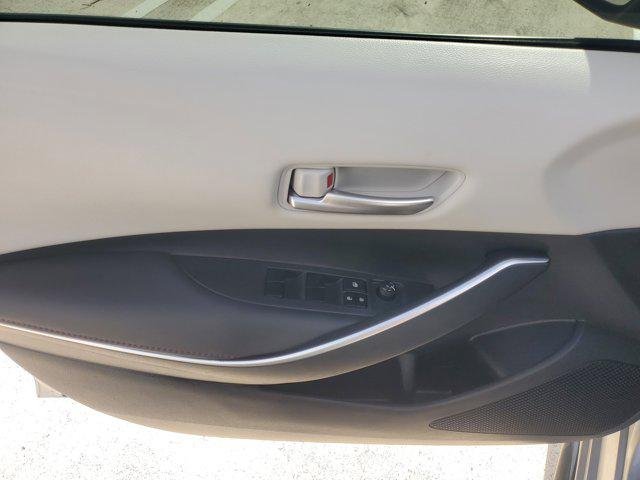 Certified Used 2024 SILVER ME. Toyota  image 18