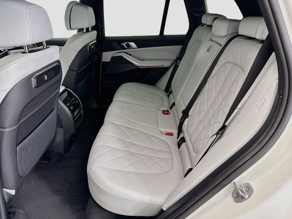 2026 BMW X5 50e - Photo 20