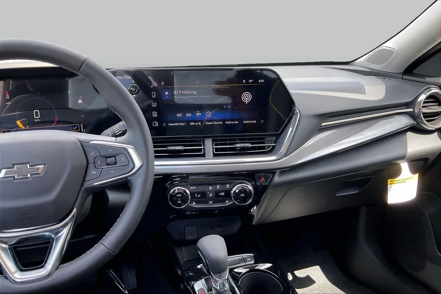 2026 Chevrolet Trax Activ - Photo 7