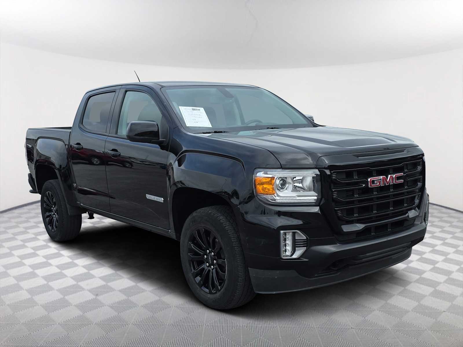 2022 GMC Canyon 2WD Elevation Crew Cab Short Box's photo