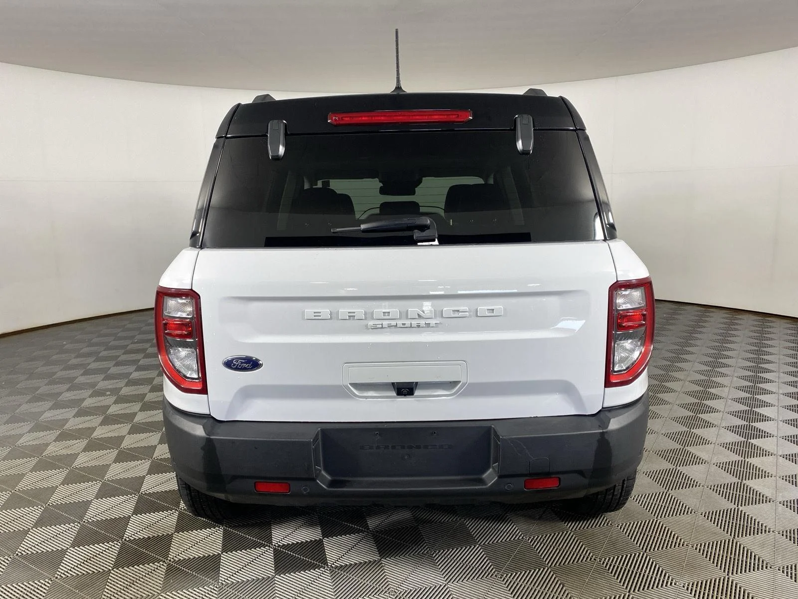 Used 2021 Oxford White Ford Outer Banks image 16