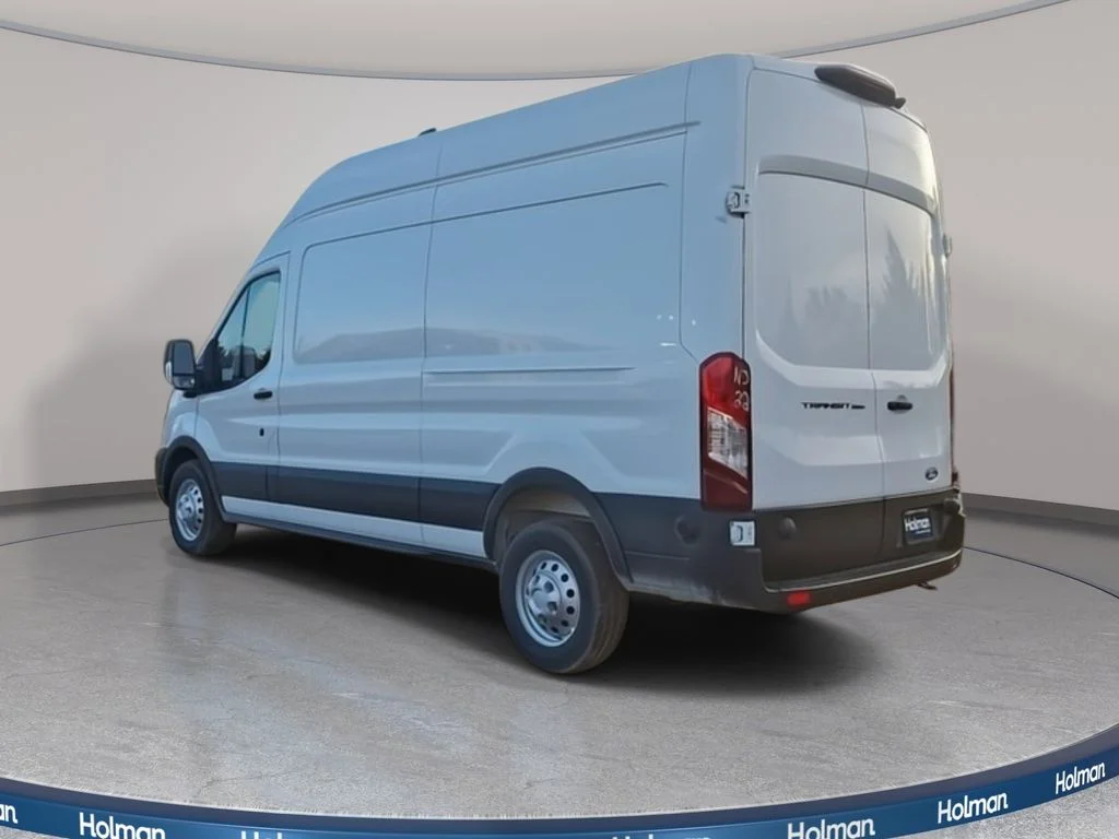 New 2026 Oxford White Ford Base image 5