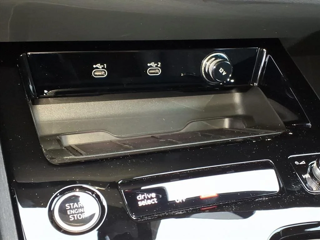 Used 2025 Mythos Black Metallic Audi Premium Plus image 18