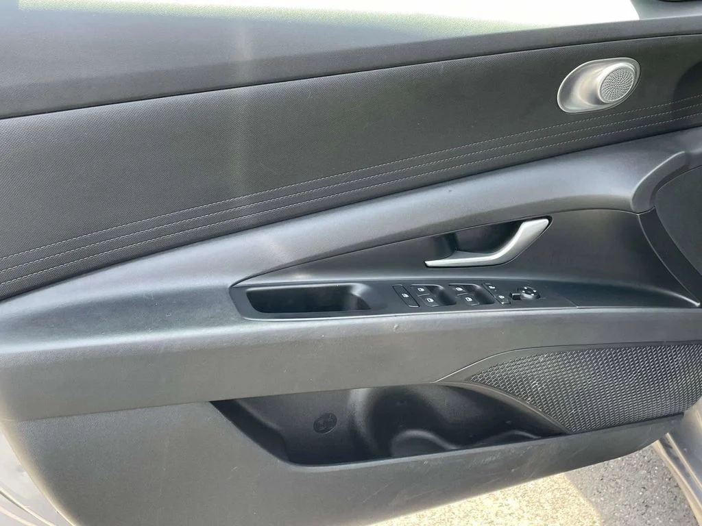 Certified Used 2024 Silver Hyundai SE image 12