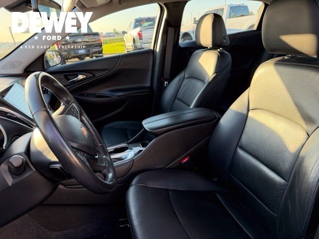 Used 2020 Shadow Gray Metallic Chevrolet LT image 16