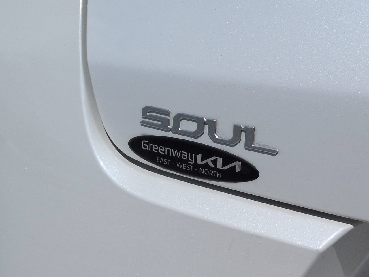 Certified Used 2023 Snow White Pearl Kia LX image 16