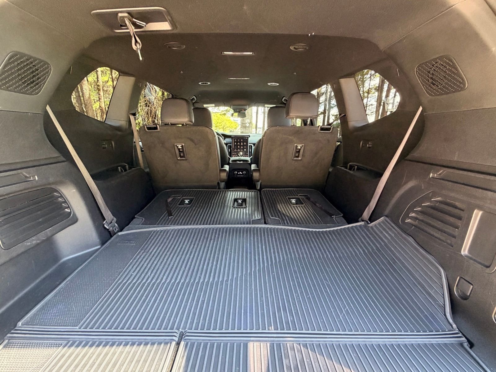Used 2024 Ebony Twilight Metallic GMC AT4 image 16