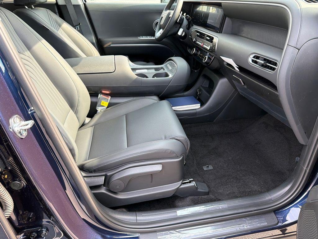 New 2026 Blue Hyundai SEL FWD image 13