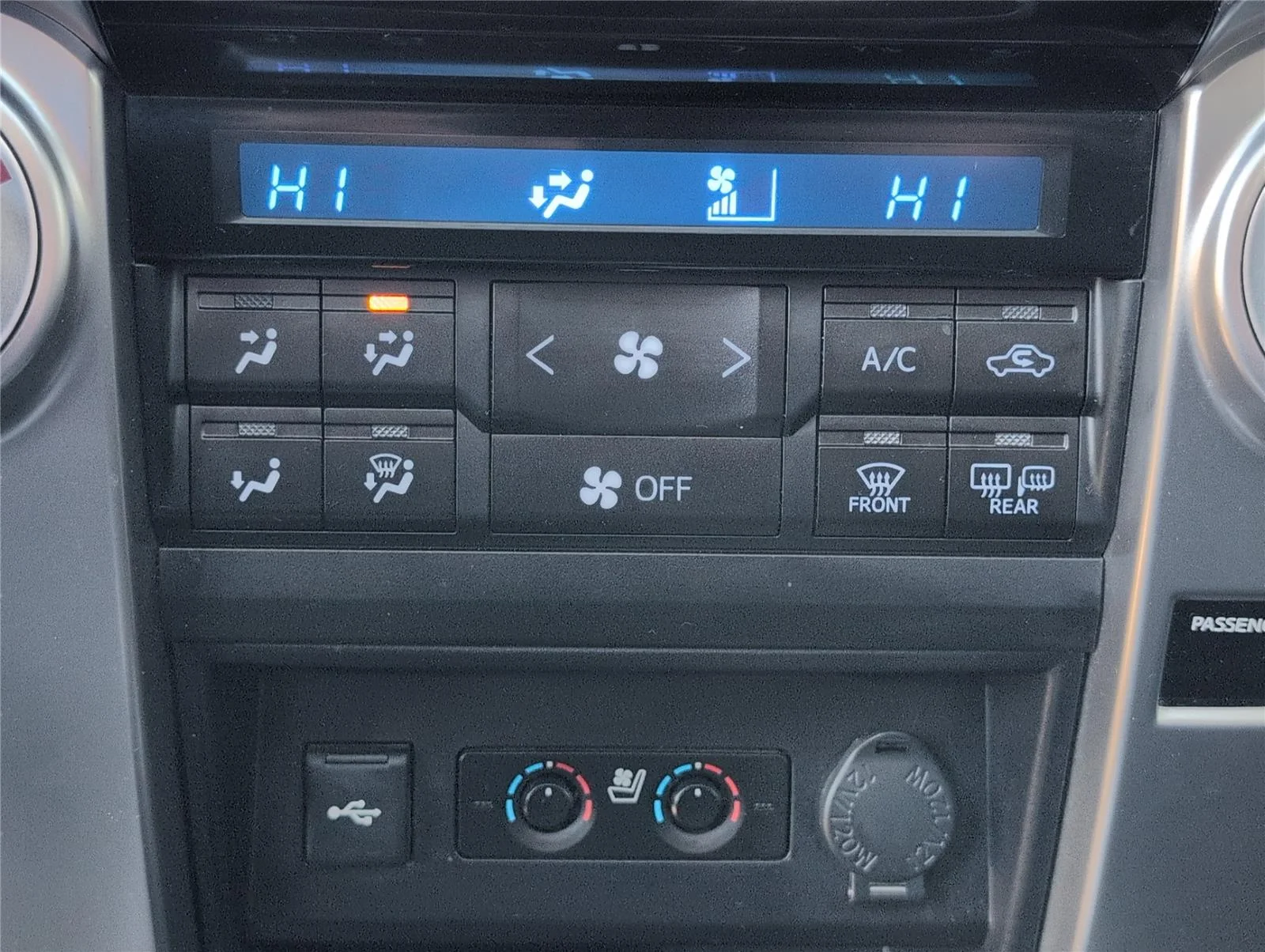 Used 2022 Midnight Black Metallic Toyota Limited image 27