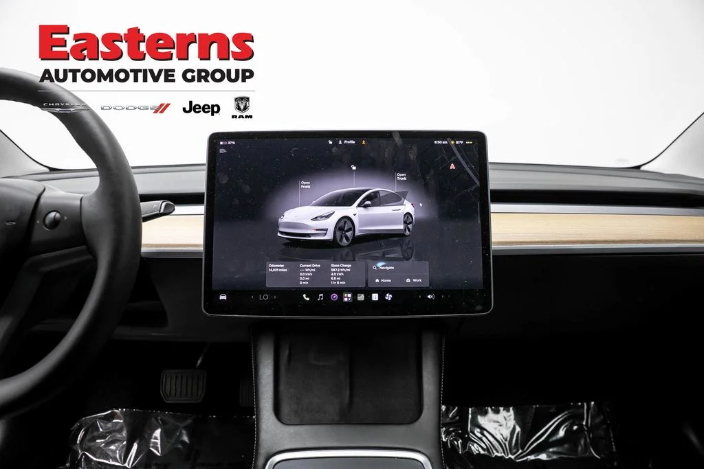 Used 2023 White Tesla Base image 12