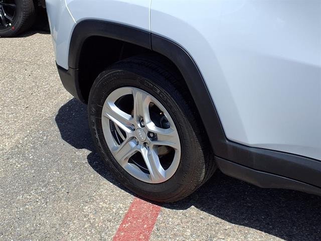 Certified Used 2024 Bright White Clear Coat Jeep Latitude image 25