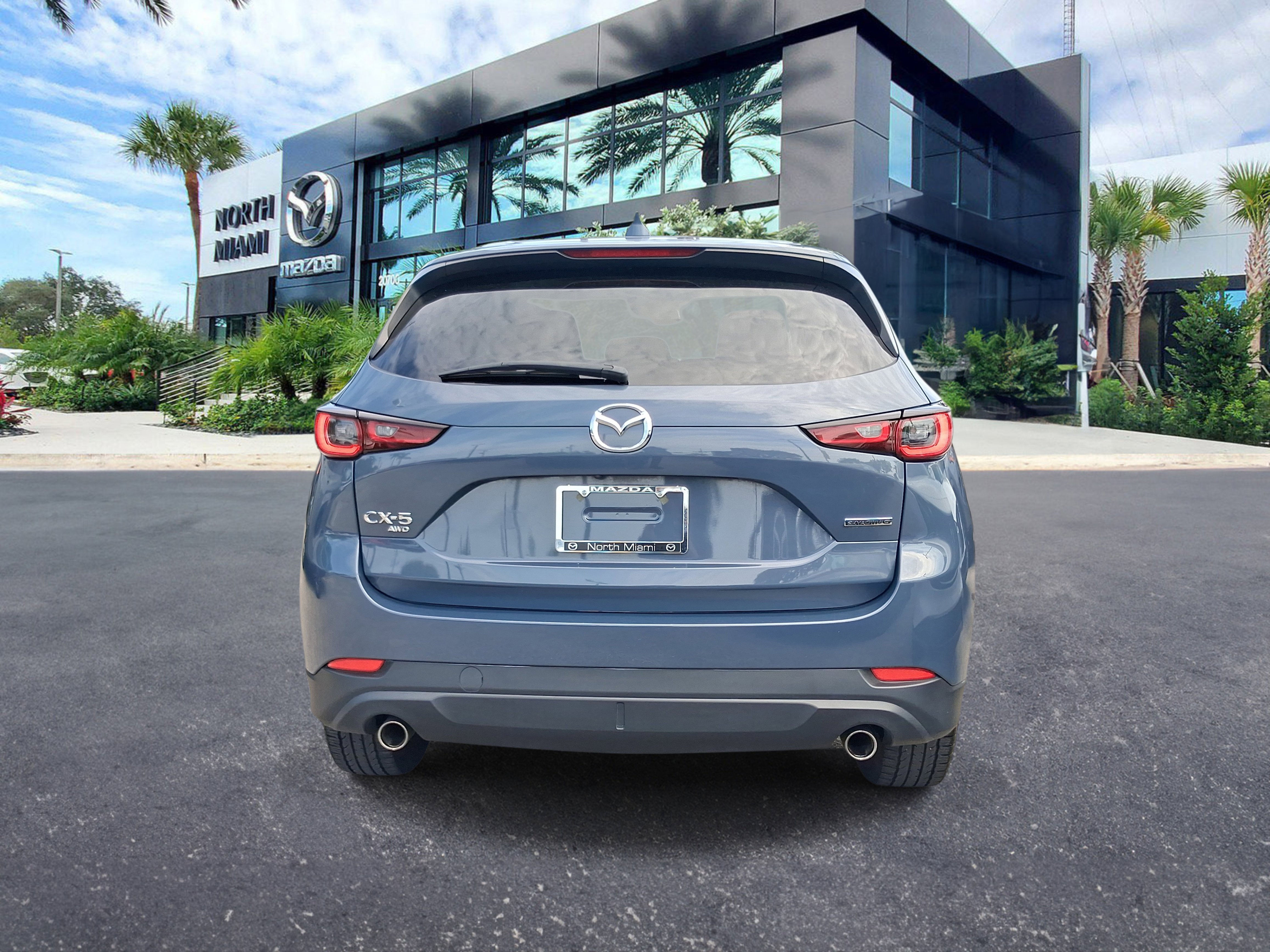 Certified Used 2024 Gray Mazda 2.5 S Carbon Edition image 4