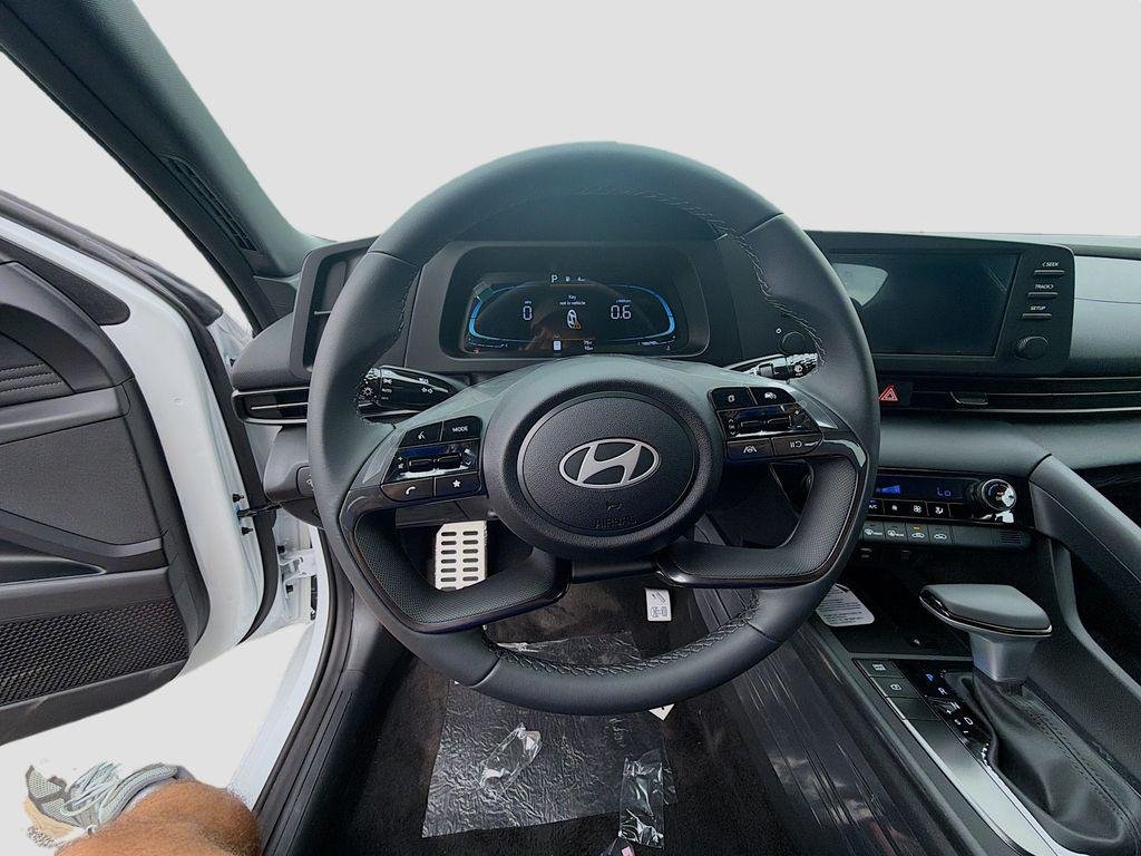 New 2026 Serenity White Hyundai SEL Sport image 8