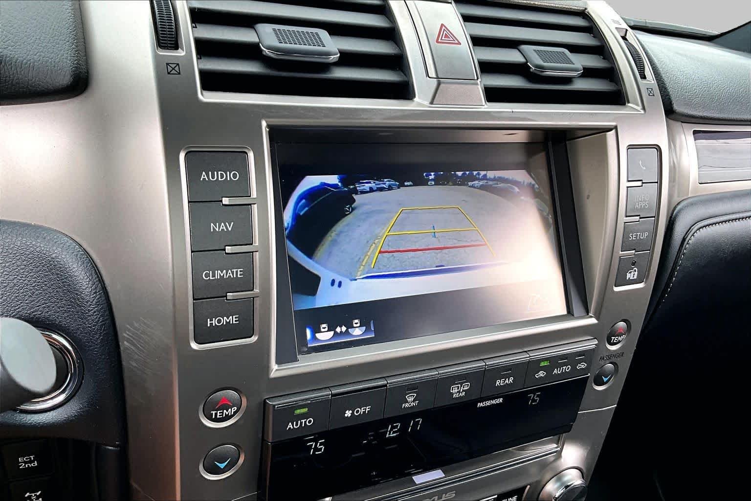 Used 2021 Starfire Pearl Lexus Luxury image 25