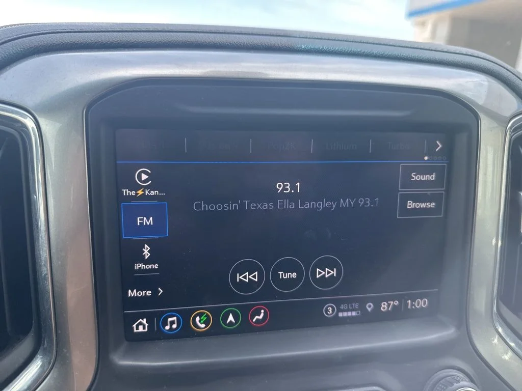 Used 2022 Red Chevrolet LTZ image 17