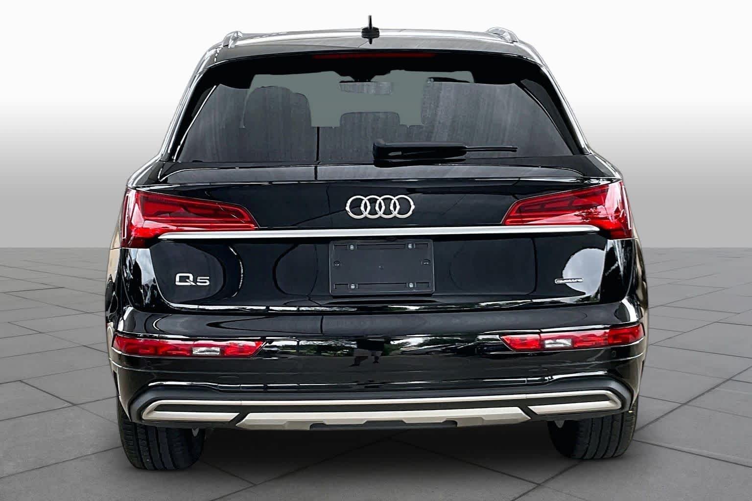 Used 2023 Mythos Black Metallic Audi Premium image 5