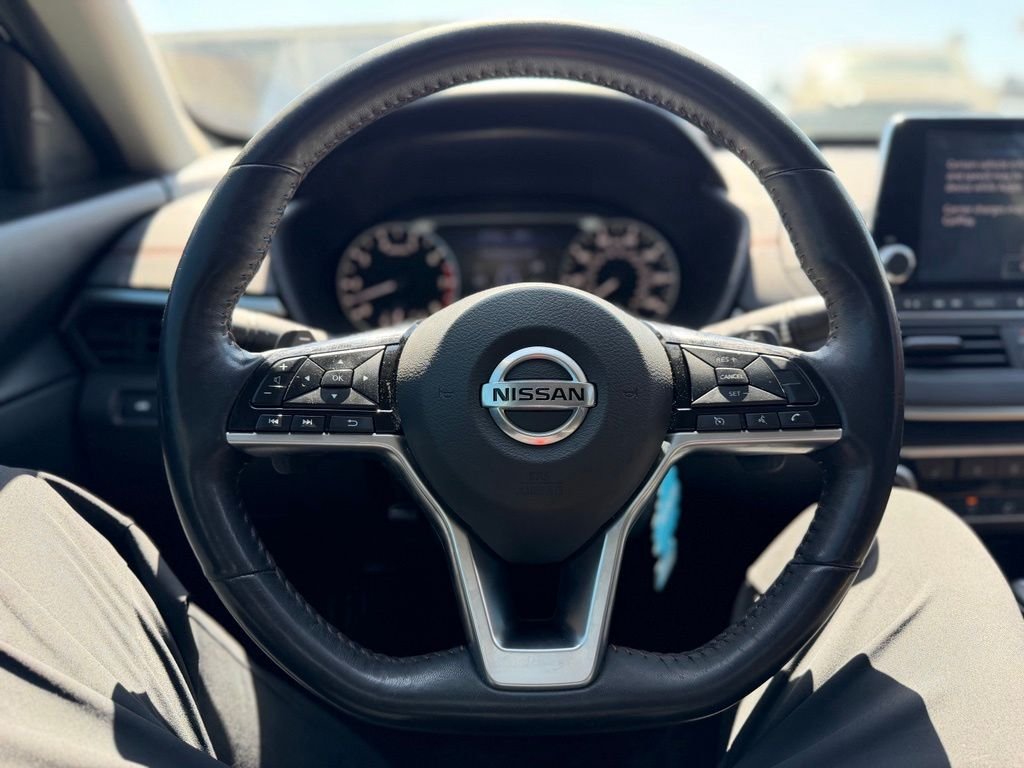 Used 2019 Gun Metallic Nissan 2.5 SR image 6
