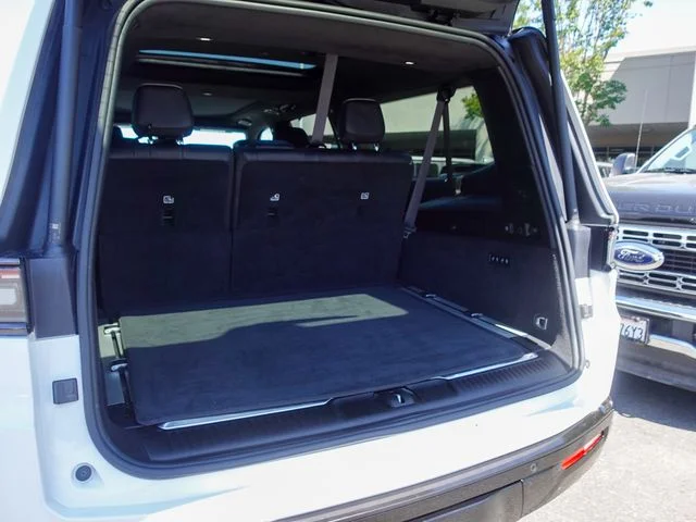 Used 2024 White Jeep Series II image 27