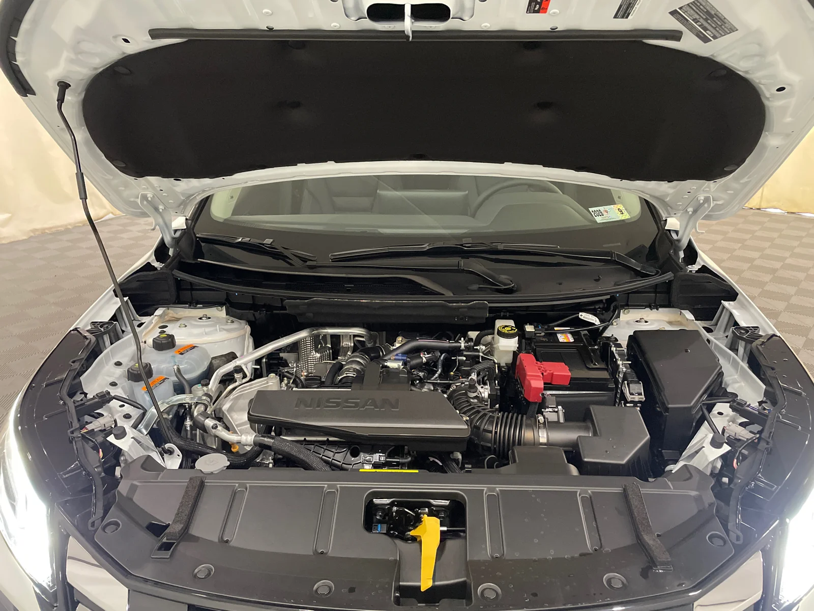New 2026 Everest White Pearl/Super Black Nissan Platinum image 34