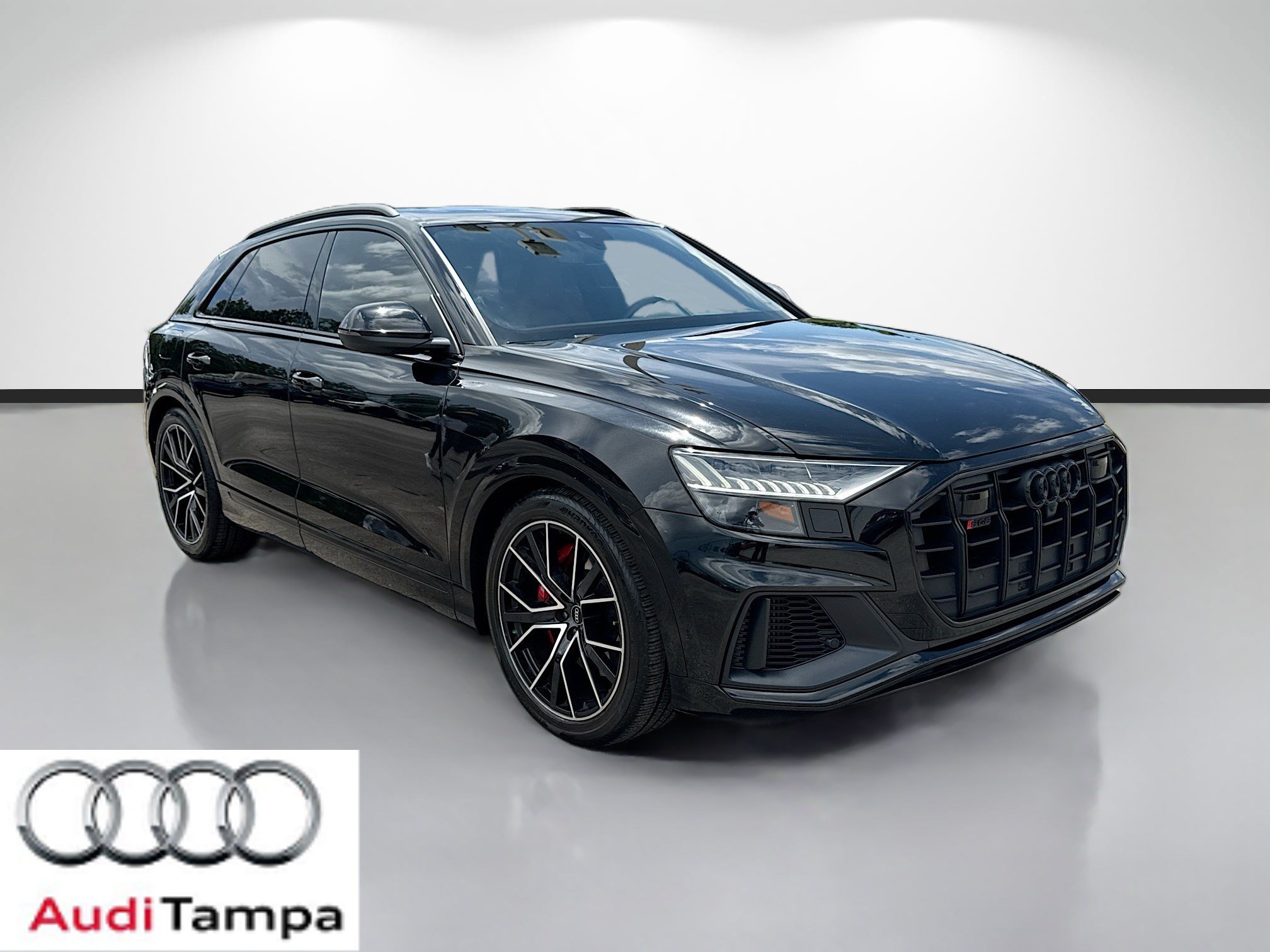 2022 Audi SQ8 Prestige's photo