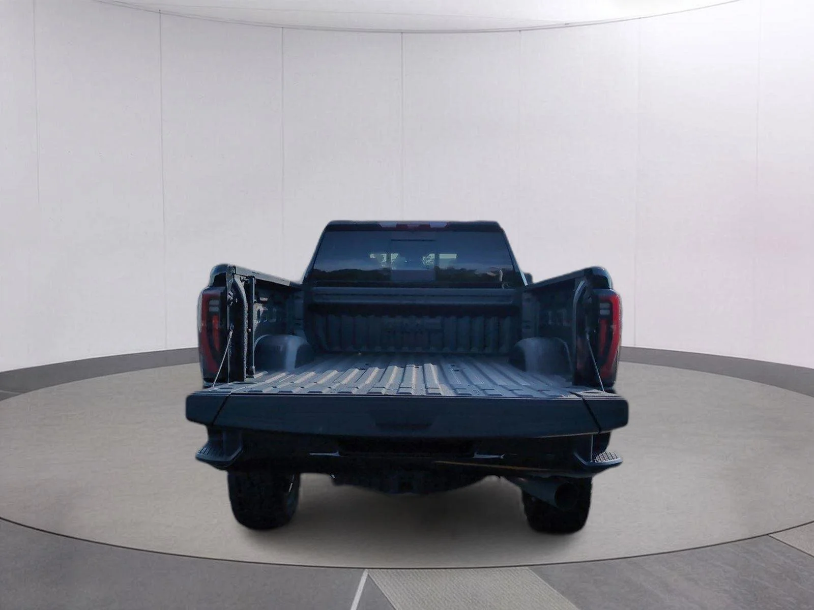 Used 2025 Onyx Black GMC AT4X image 6