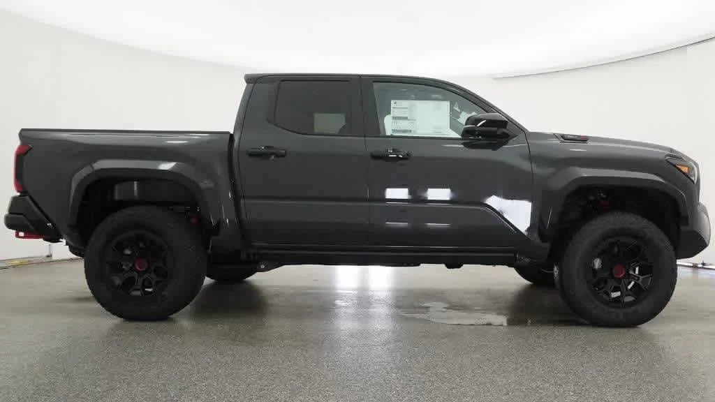 New 2025 Underground with Black roof Toyota TRD Pro image 27