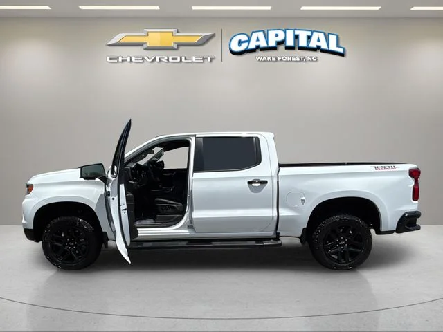Used 2024 White Chevrolet LT Trail Boss image 9