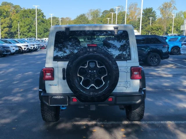 Used 2022 White Jeep Unlimited Rubicon 4xe image 4