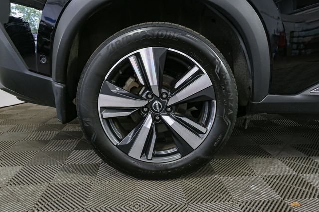 Used 2023 Black Nissan SL image 15