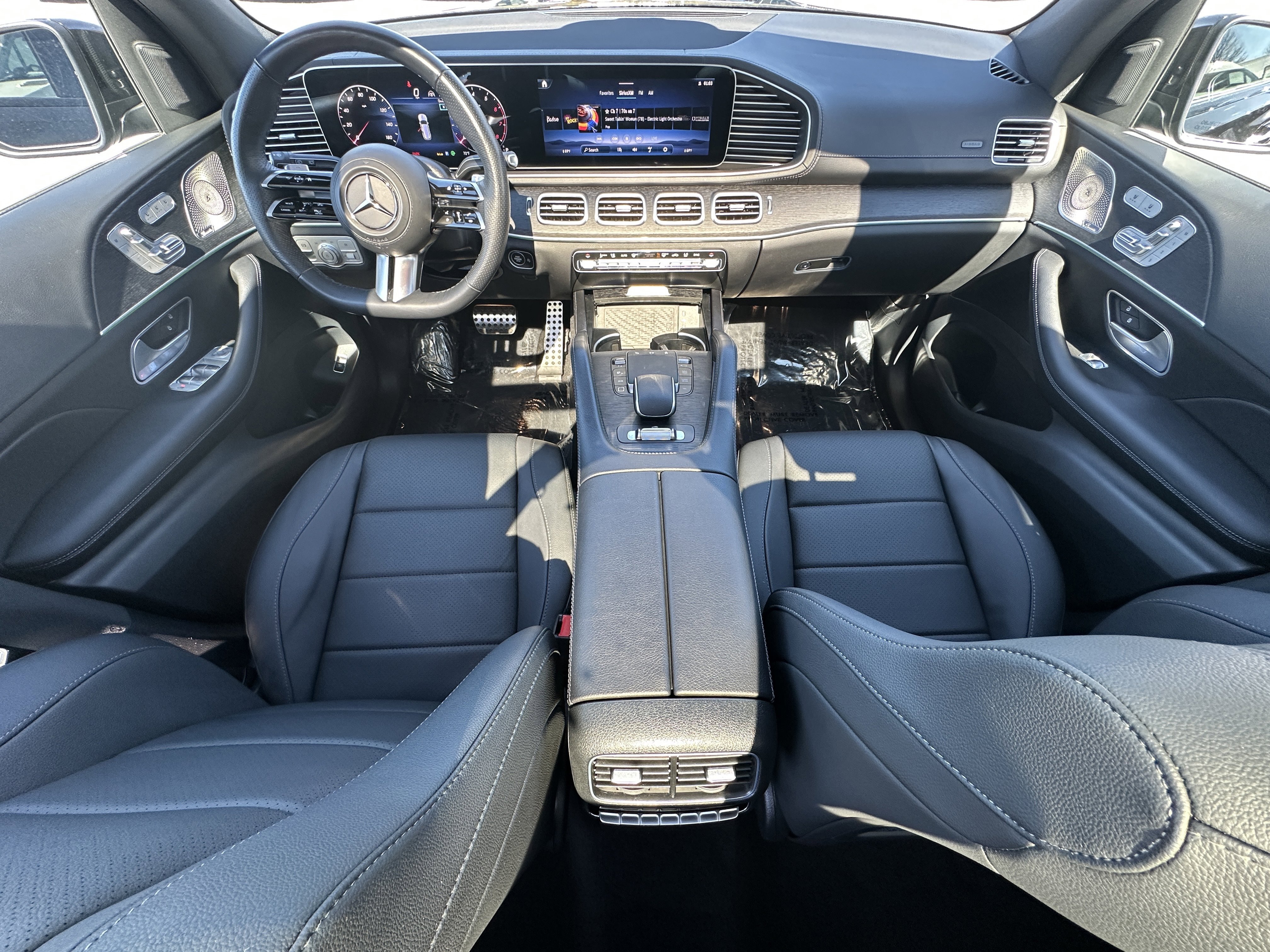 Certified Used 2025 Black Mercedes-Benz GLS 450 image 27