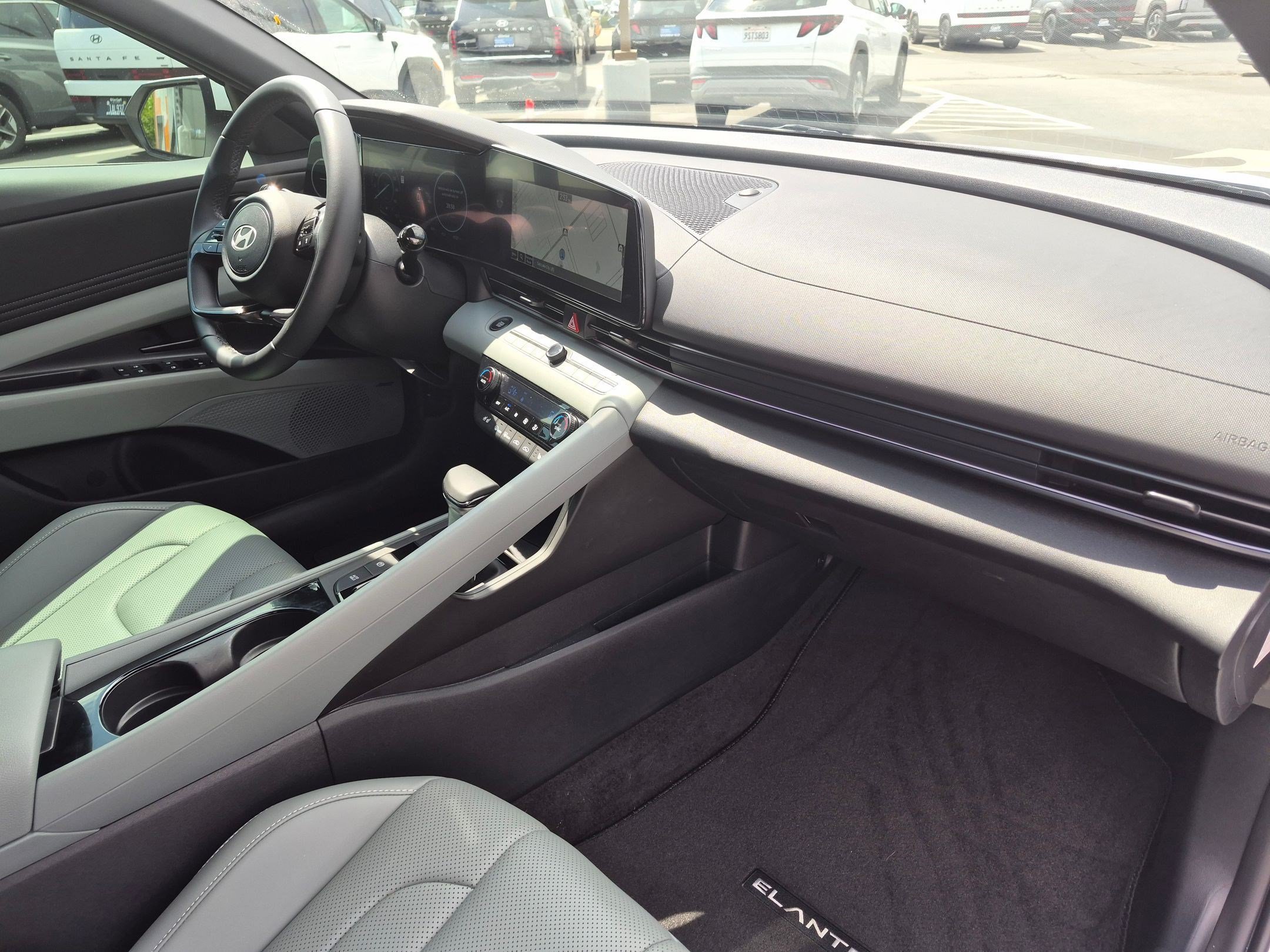 2026 Hyundai Elantra Limited - Photo 31